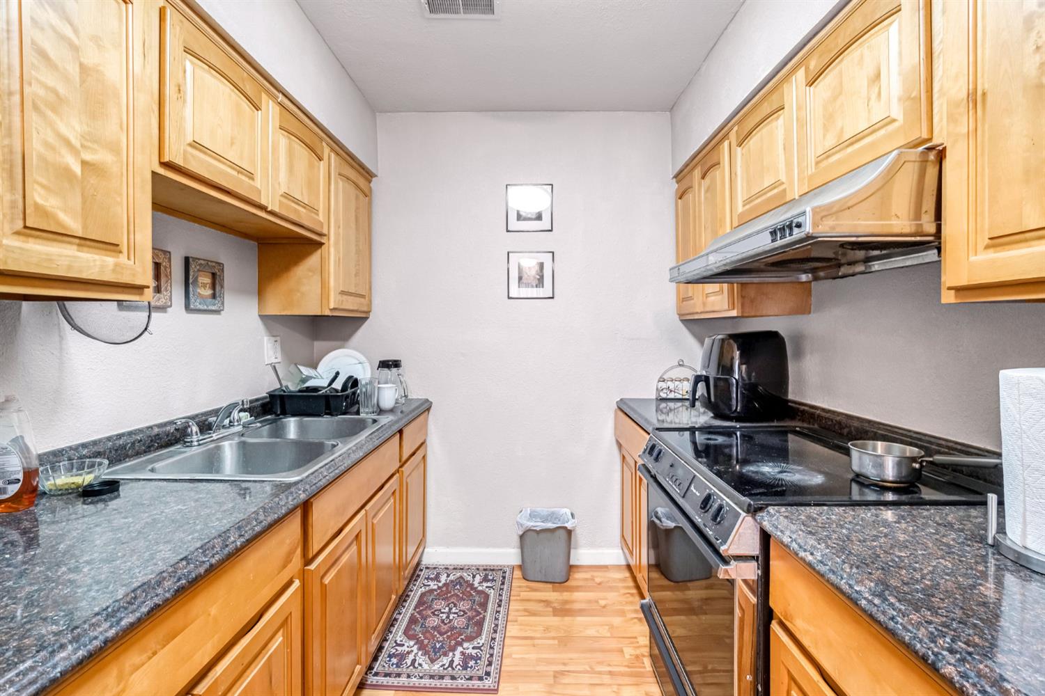 1620 B Street Fresno, CA 93706 - Photo 23 of 32