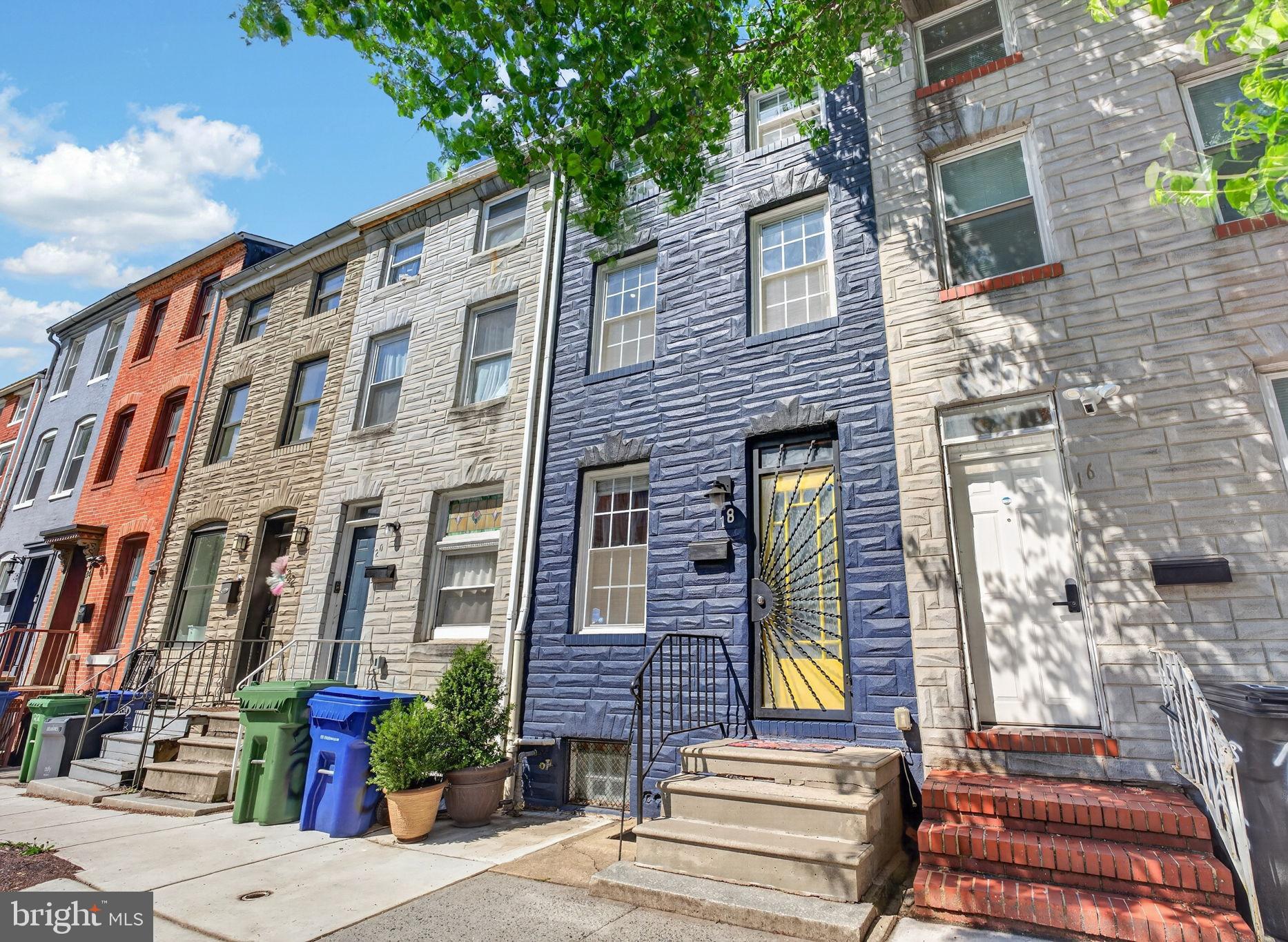 18 South Washington Street Baltimore, MD 21231 - Photo 1 of 57 a front view of a building