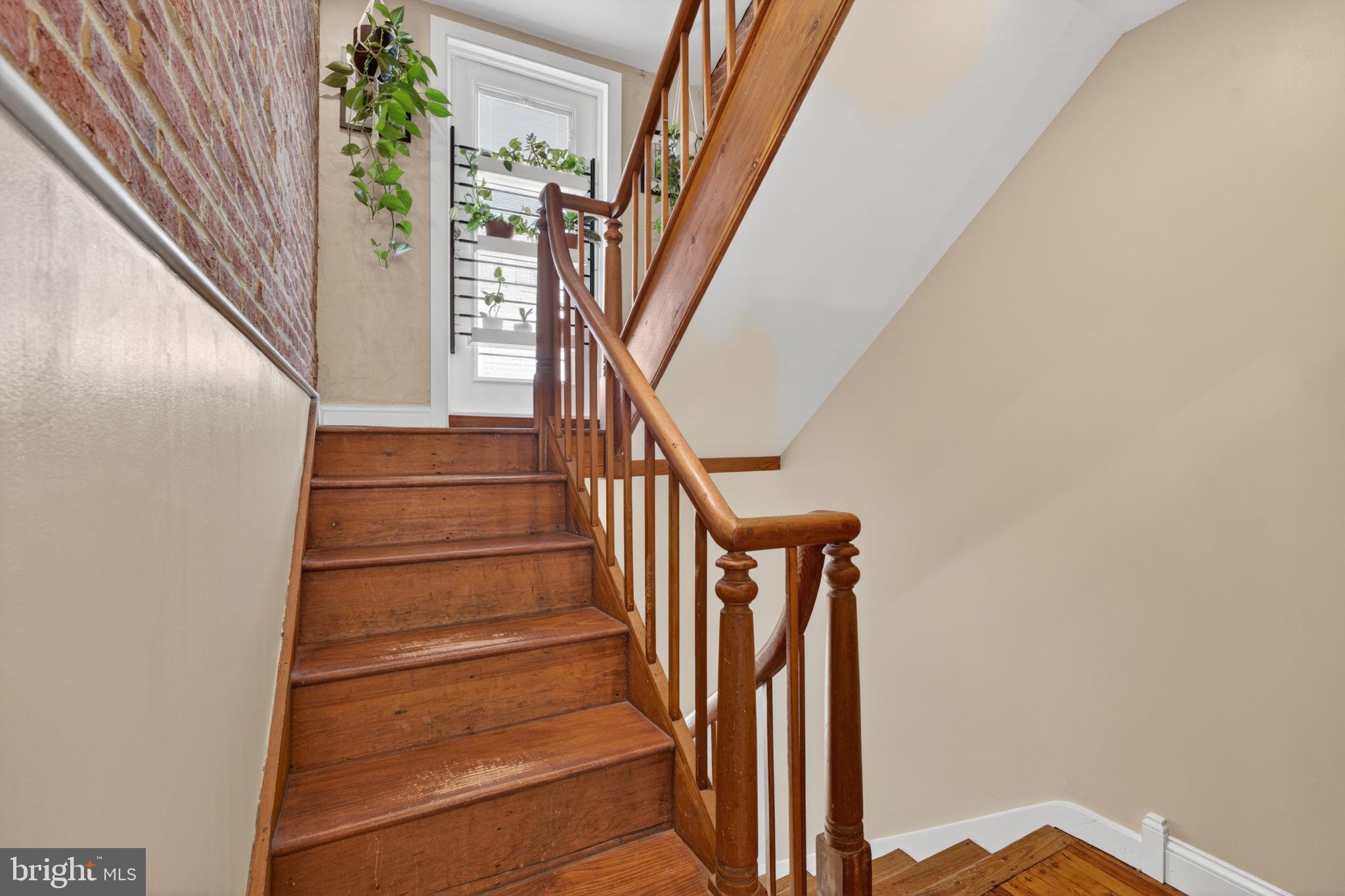18 South Washington Street Baltimore, MD 21231 - Photo 18 of 57 a view of entryway