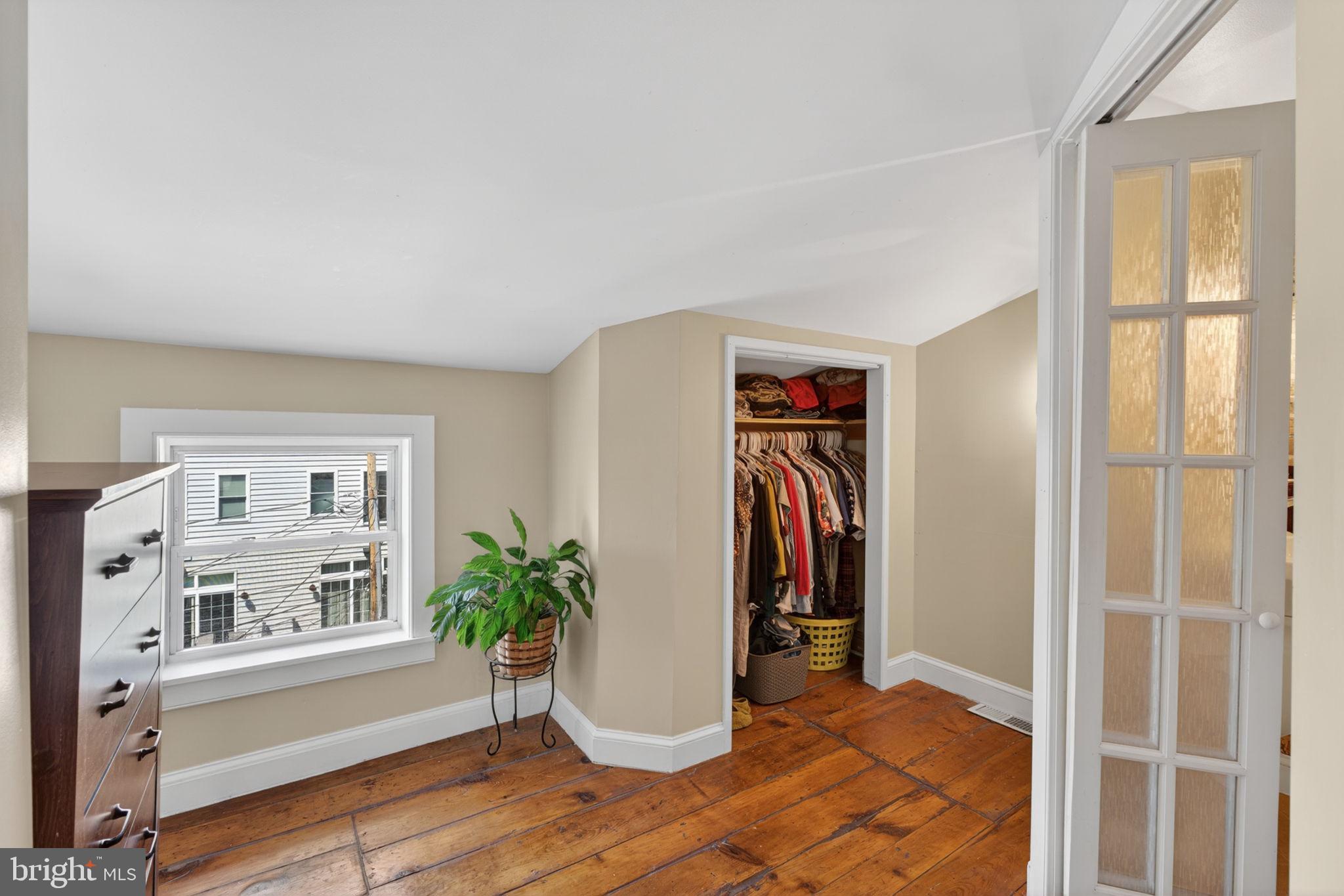 18 South Washington Street Baltimore, MD 21231 - Photo 34 of 57