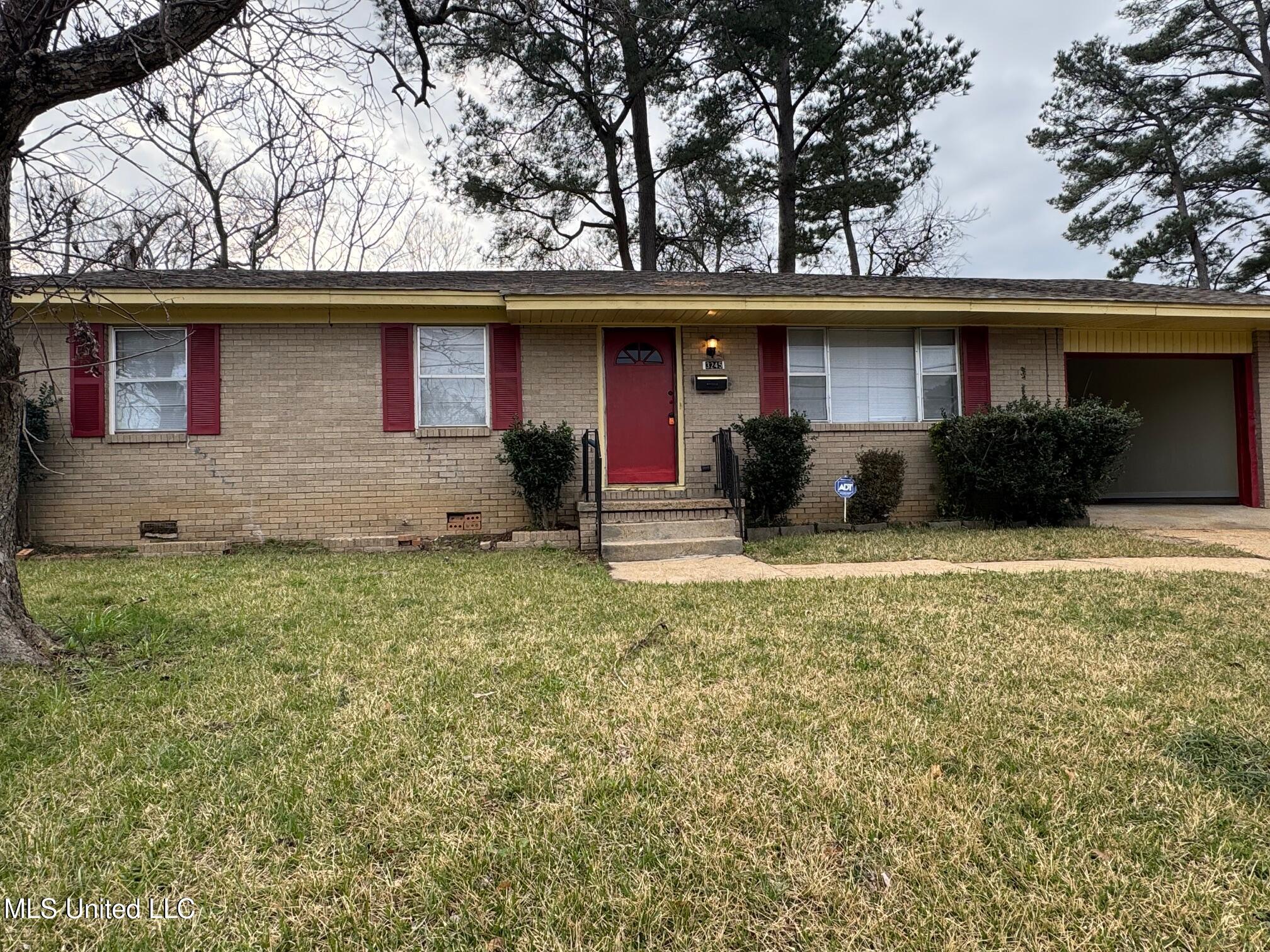 3245 Albermarle Road Jackson, MS 39213 - Photo 1 of 12 IMG_8768