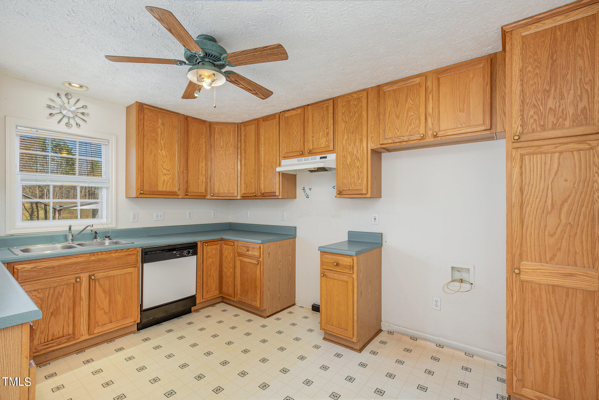 424 Henry Baker Road Zebulon, NC 27597 - Photo 10 of 26 008_27-edit