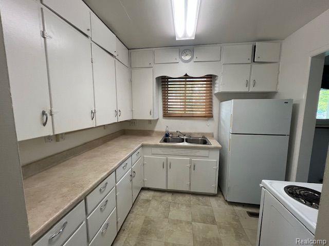 1181 Elms Road Flint, MI 48532 - Photo 10 of 18