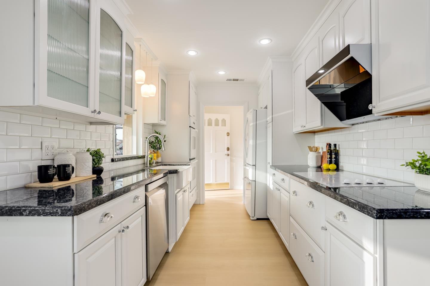 631 Nicholson Avenue Santa Clara, CA 95051 - Photo 11 of 22