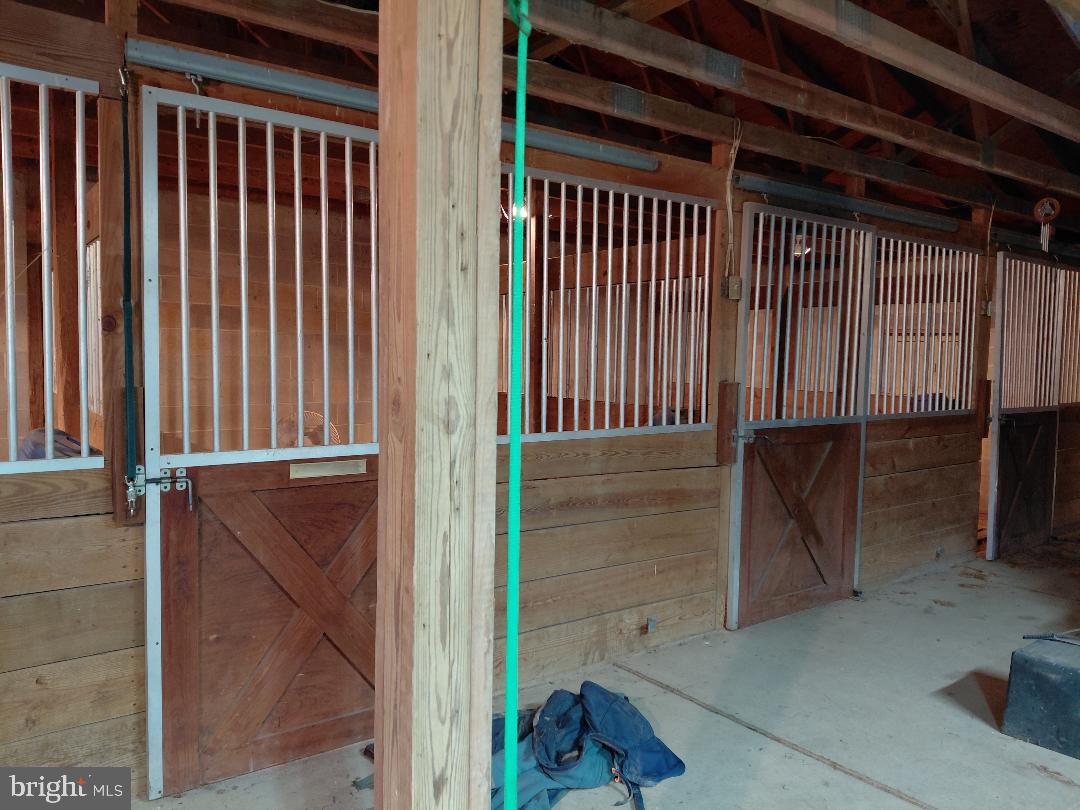 91 Stewart Road Pilesgrove, NJ 08098 - Photo 19 of 27 Spacious horse stalls in rustic barn.