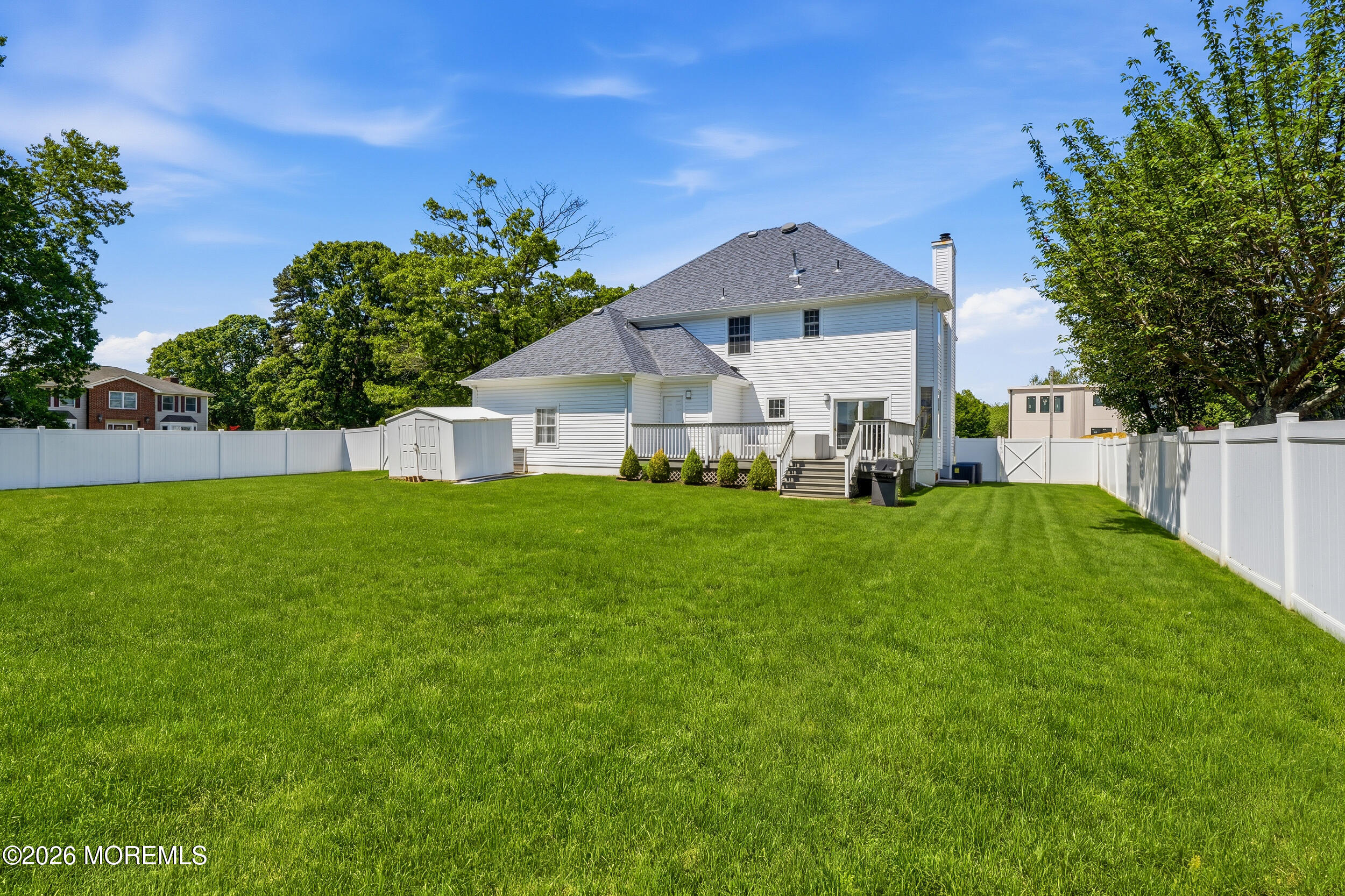 17 Georgetown Road Eatontown, NJ 07724 - Photo 33 of 36 048