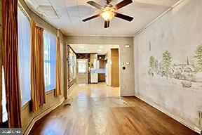 910 North 5th Street Reading, PA 19601 - Photo 4 of 15