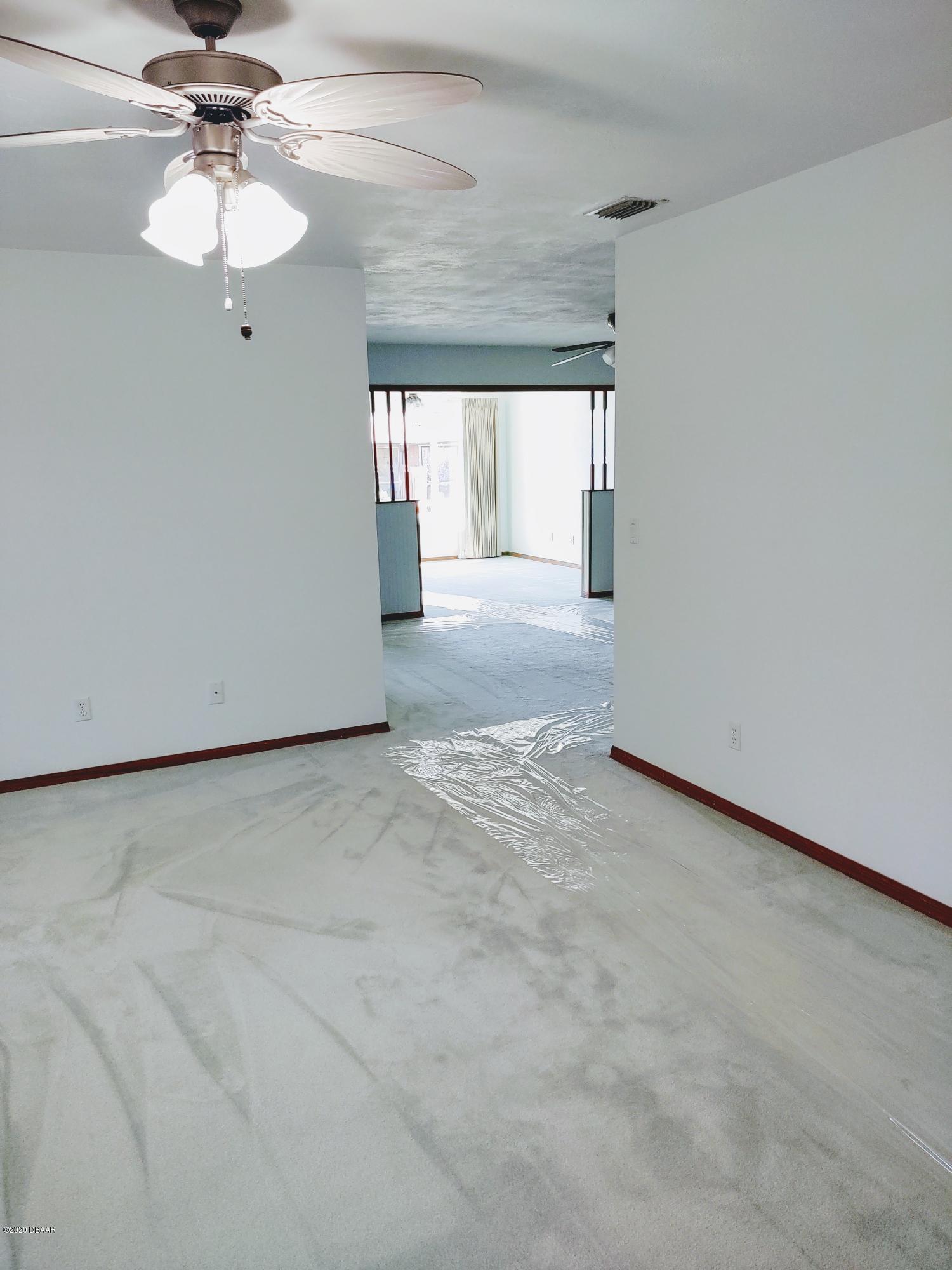 102 Rustic Pond Road Port Orange, FL 32128 - Photo 12 of 32 Dining Room
