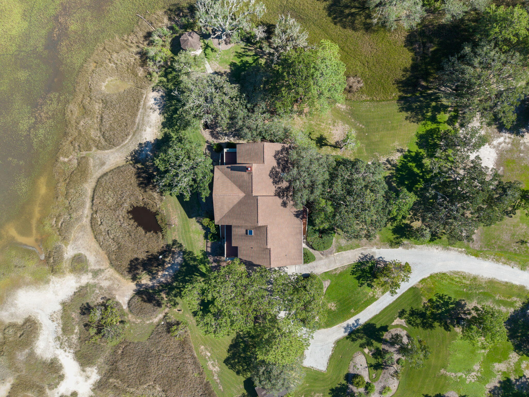 37-web-or-mls-2450 Kemway Rd - Coastal R