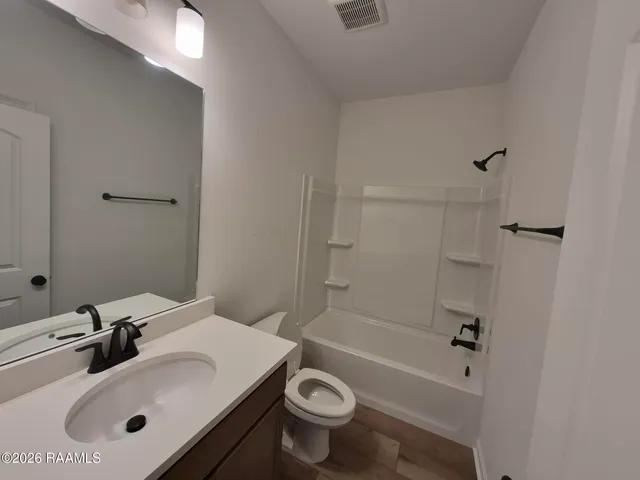 $1,950 | 28253 Moreau Drive, Denham Springs, LA 70726