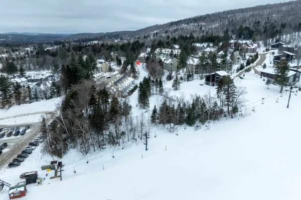 $899,000 | 1 C Townhouse Square, Unit 7, West Dover, VT 05356