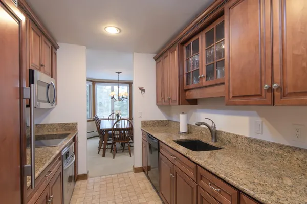 $899,000 | 1 C Townhouse Square, Unit 7, West Dover, VT 05356