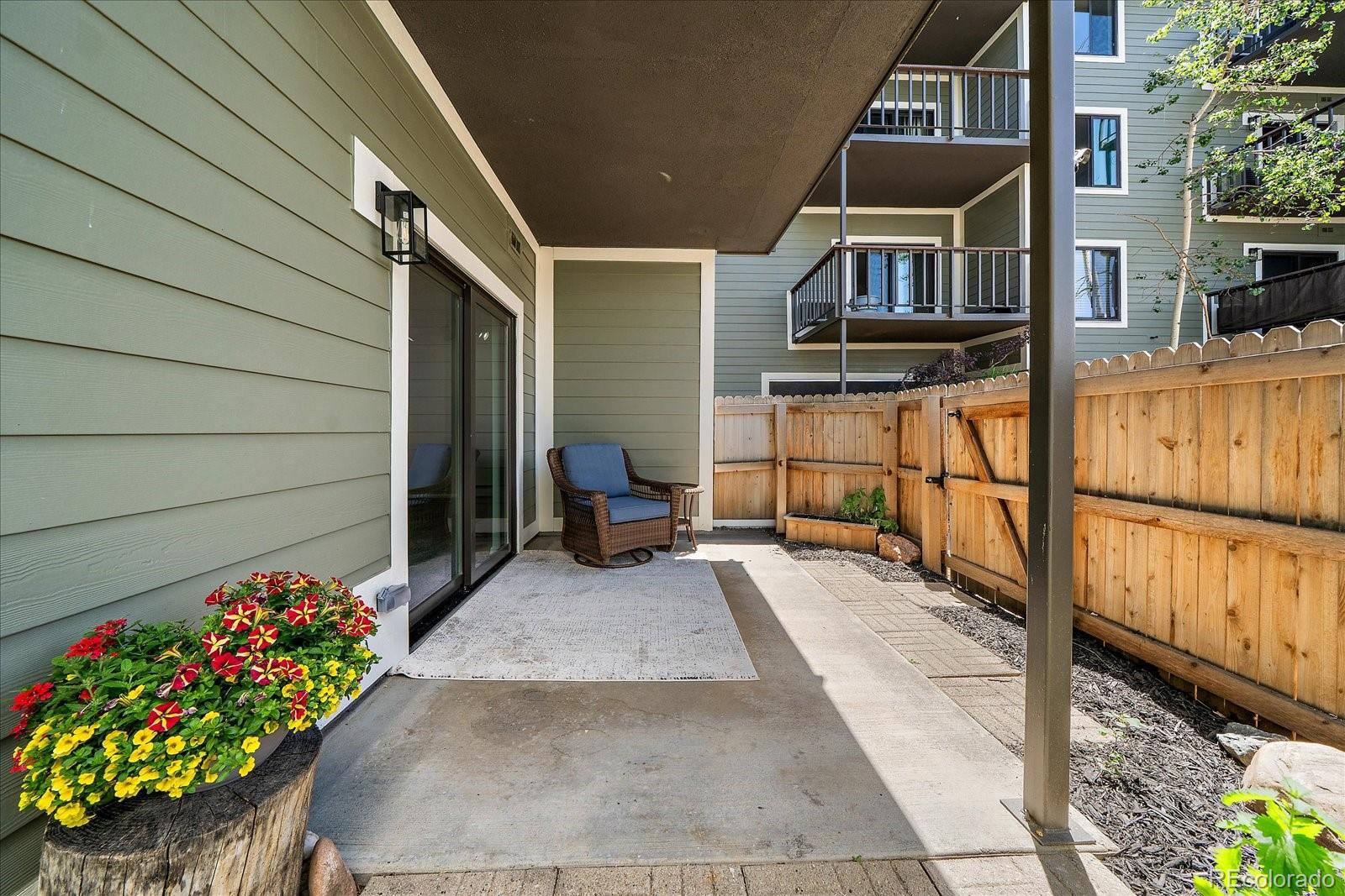 31270 John Wallace Road, Unit 101 Evergreen, CO 80439 - Photo 3 of 37