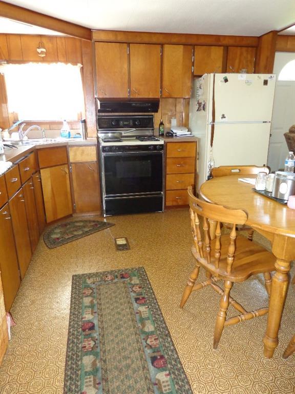 76 South Caribou Road Fort Fairfield, ME 04742 - Photo 3 of 15 Photo