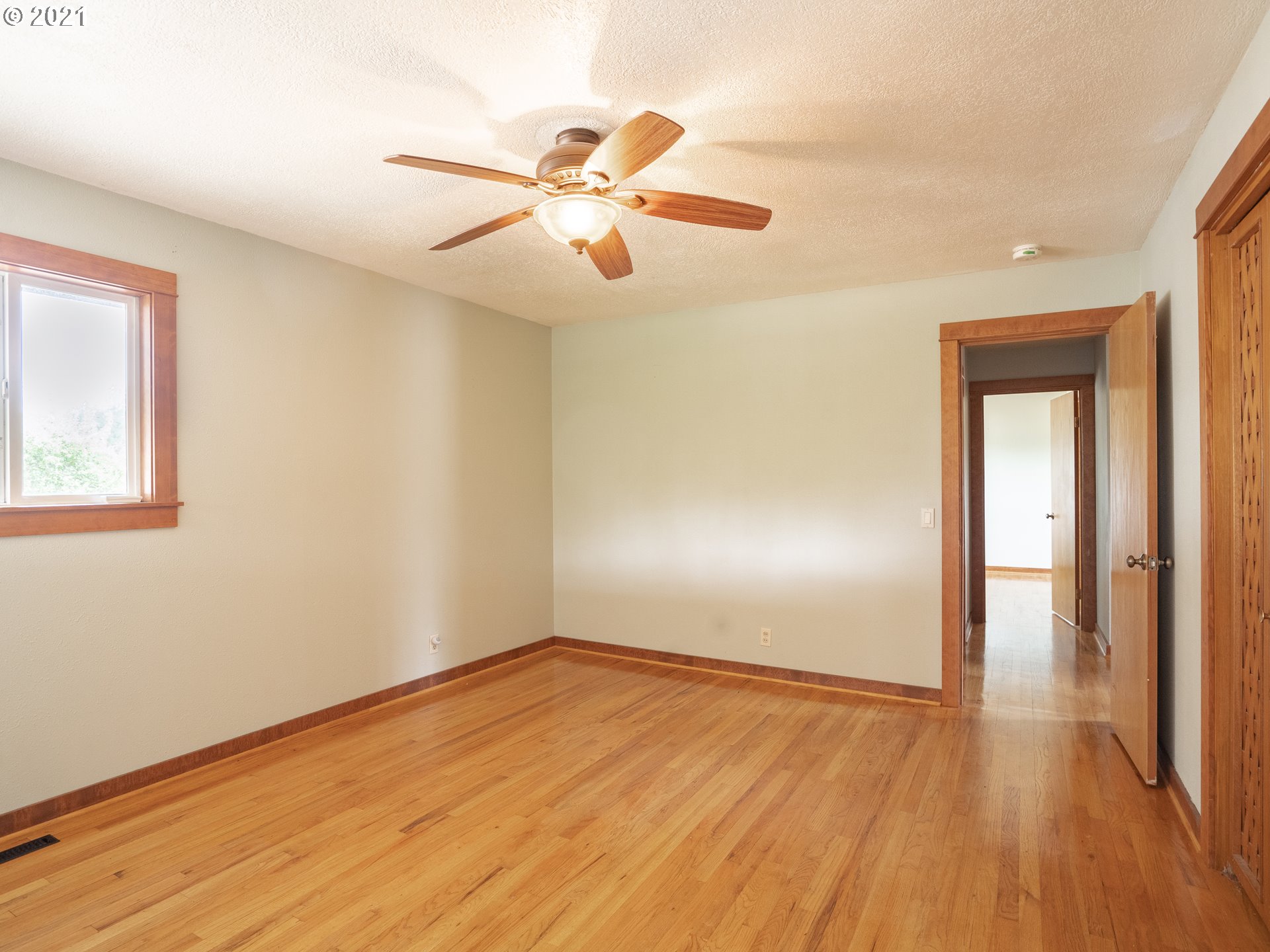 33842 Slavens Road Warren, OR 97053 - Photo 7 of 15 Gallery Image 7