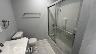 3943 Ridge Road Riverside, CA 92501 - Photo 9 of 26 Primary bathroom