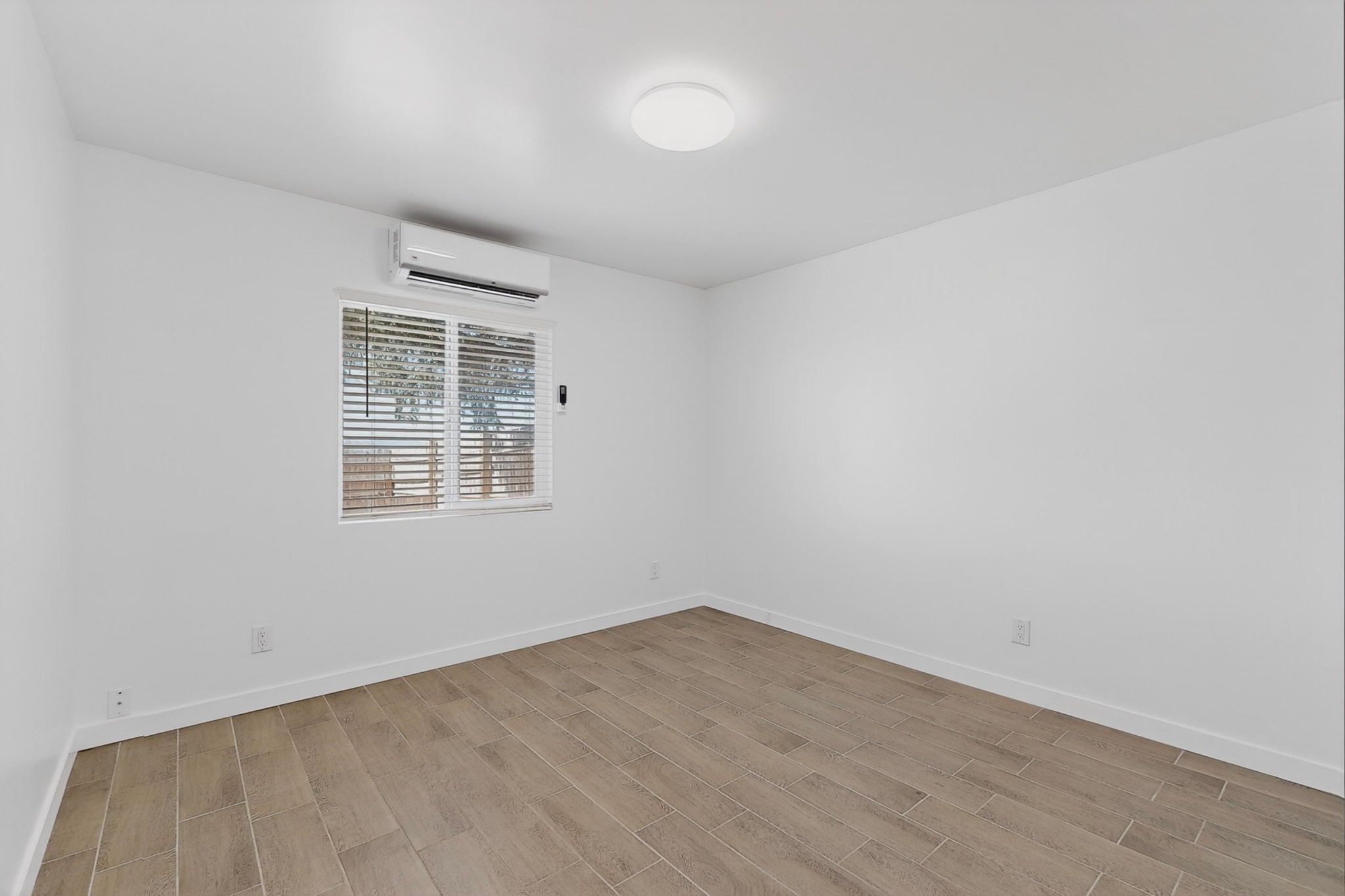 32 Lucero Road, Unit AB Santa Fe, NM 87508 - Photo 10 of 40 Main home bd 1