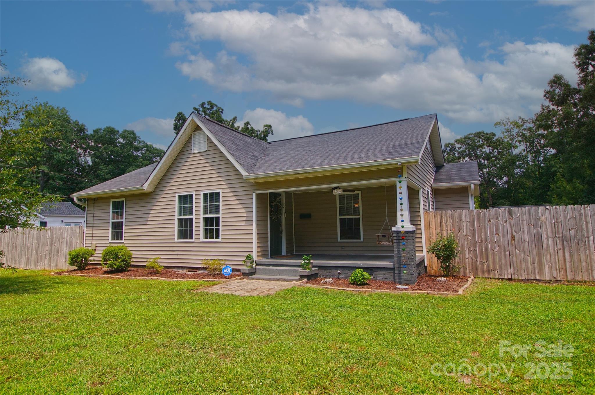 802 Ruth Avenue Kannapolis, NC 28083 - Photo 1 of 18 Gallery Image 1