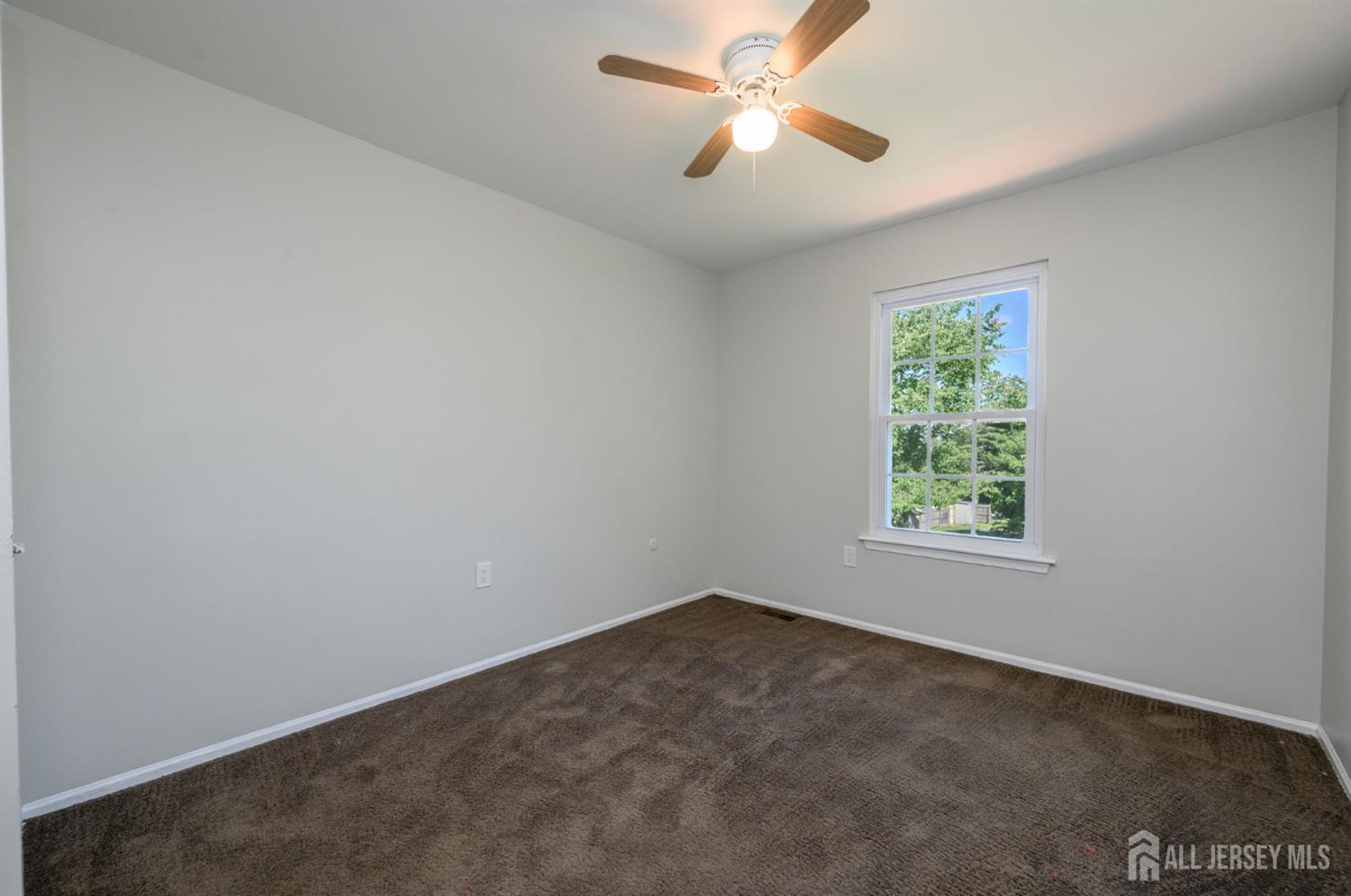 133 Hickory Road Somerset, NJ 08873 - Photo 16 of 45