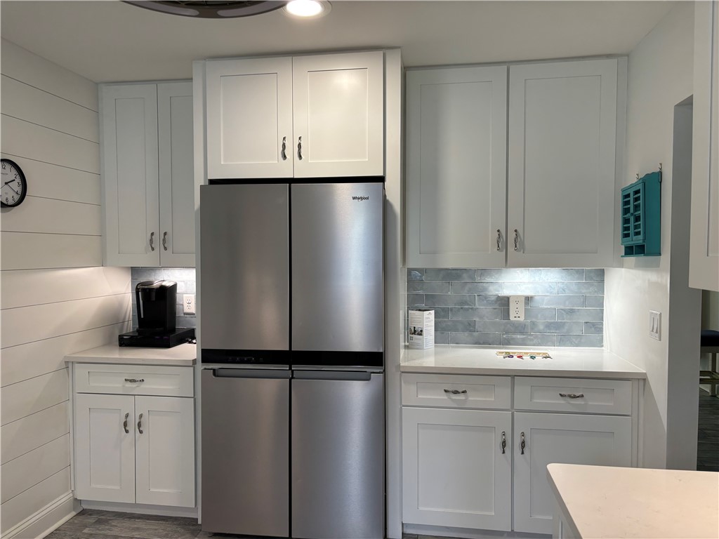 318 Sand Castle Lane, Unit A St. Simons Island, GA 31522 - Photo 11 of 31 Lots of workspace