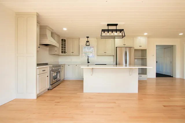 $525,000 | 1374 Old Silo Road, Barnet, VT 05819