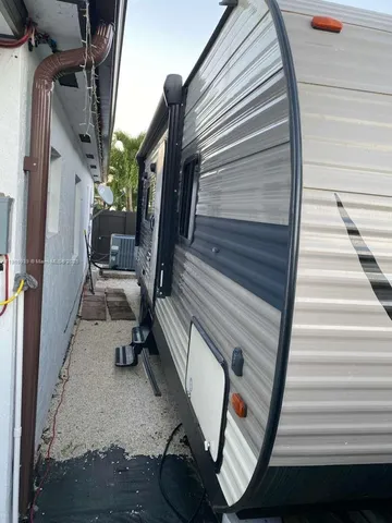 $1,000 | 25236 Southwest 133rd Avenue, Homestead, FL 33032