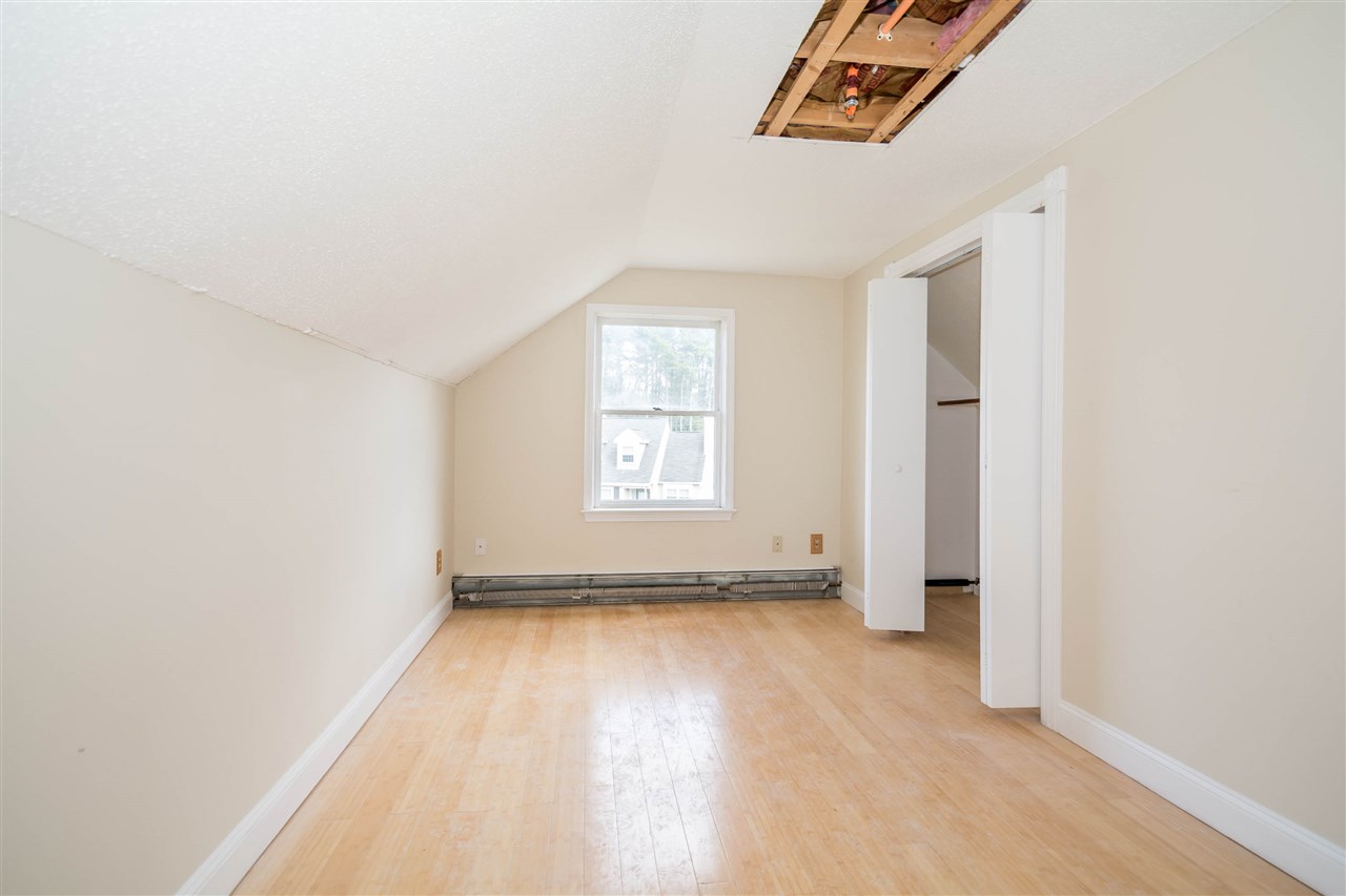 21 Riviera Road, Unit 123 Hudson, NH 03051 - Photo 3 of 23 Gallery Image 3