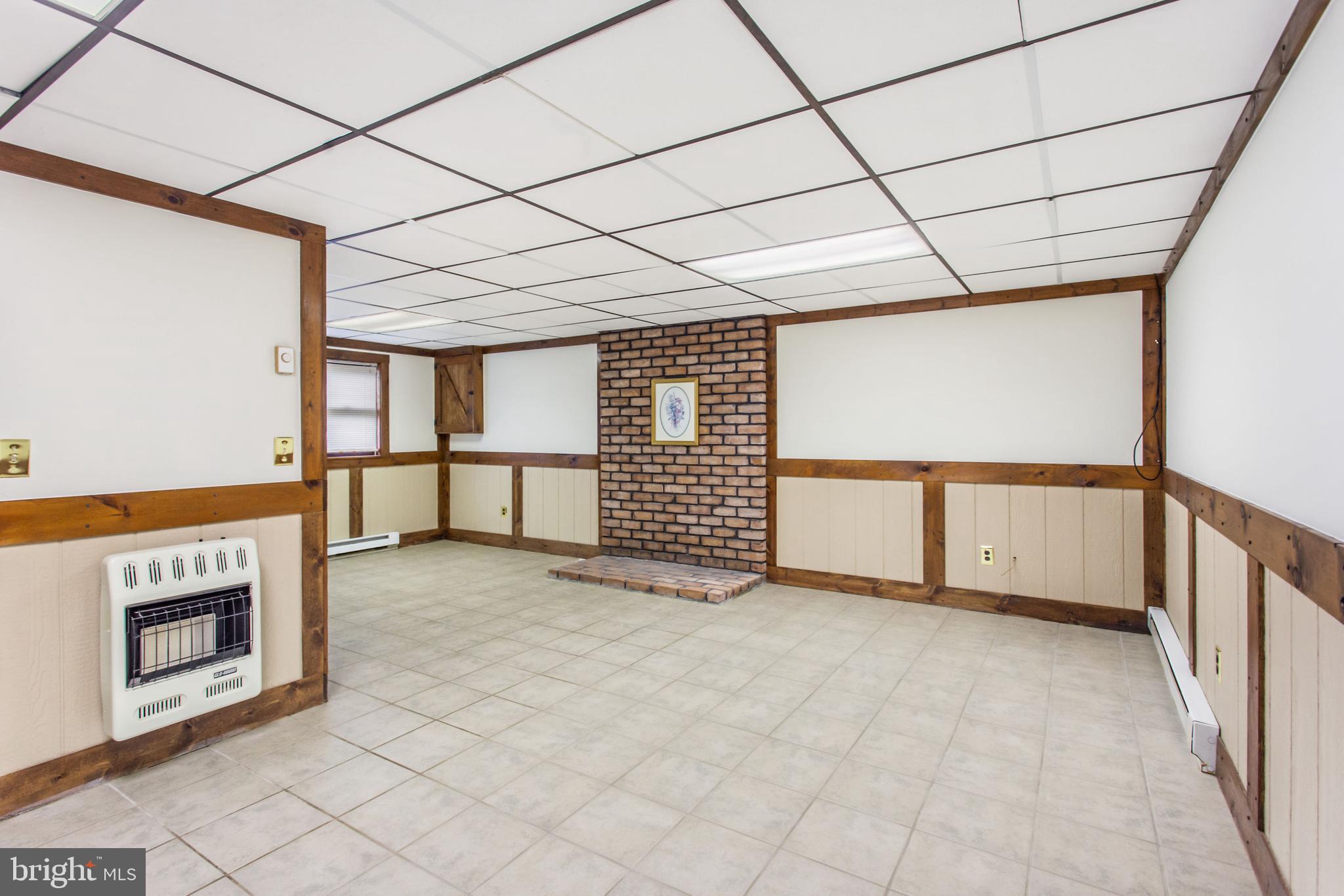 5 Country Lane Hanover, PA 17331 - Photo 17 of 22 Gallery Image 17