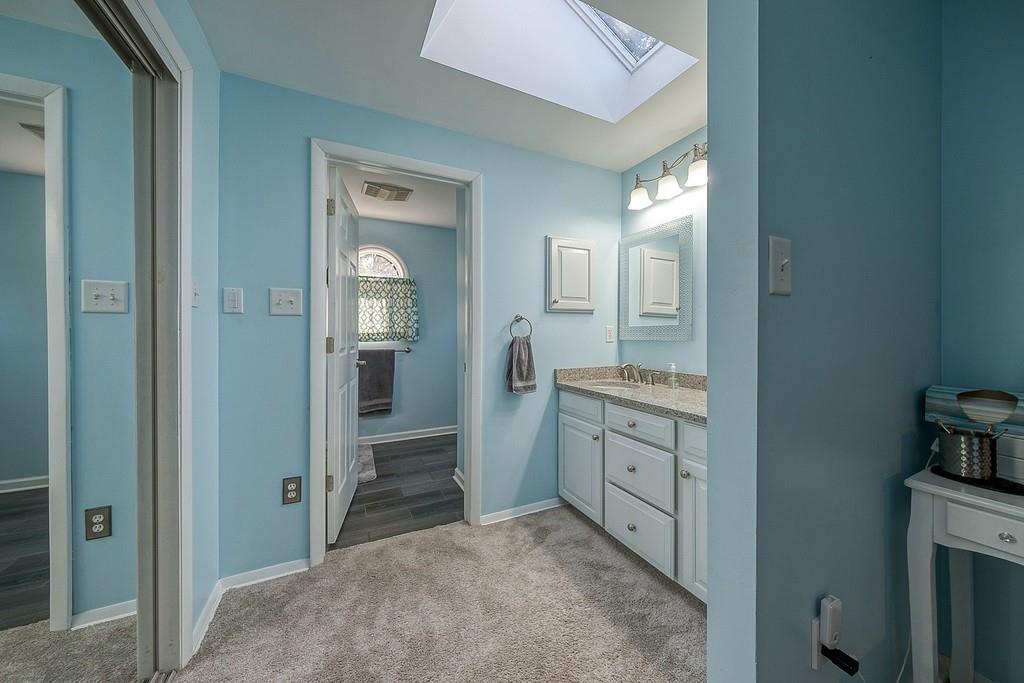 9120 Collington Square Allison Park, PA 15101 - Photo 32 of 38 a room with closet and mirror