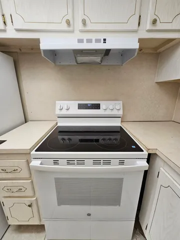 a close view of stove