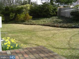 413 Burning Tree Road Cherry Hill, NJ 08034 - Photo 5 of 6