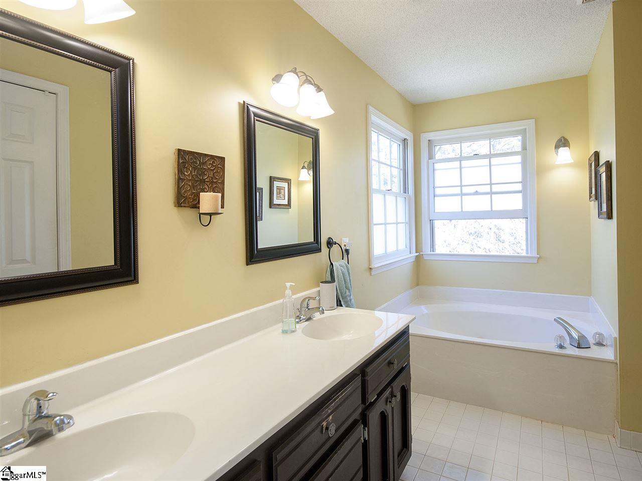 812 Cely Road Easley, SC 29642 - Photo 26 of 35 Gallery Image 26