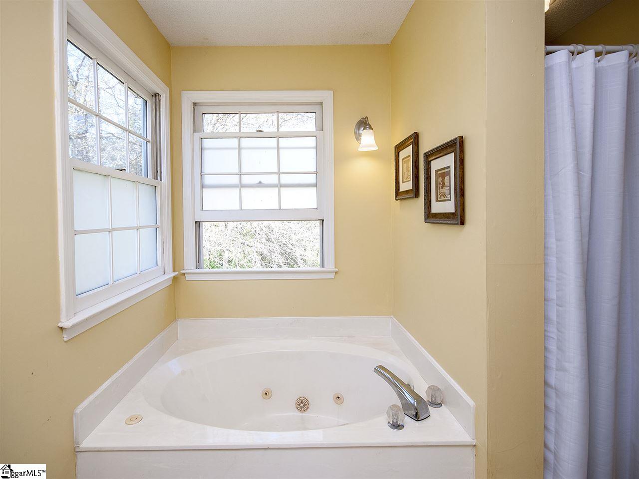 812 Cely Road Easley, SC 29642 - Photo 27 of 35 Gallery Image 27