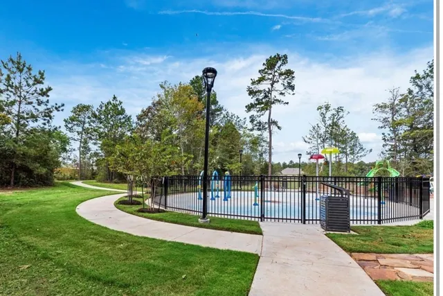 $2,070 | 447 Southern Magnolia Way, Magnolia, TX 77354