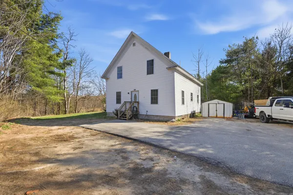$330,000 | 286 Ossipee Trail, Limington, ME 04049