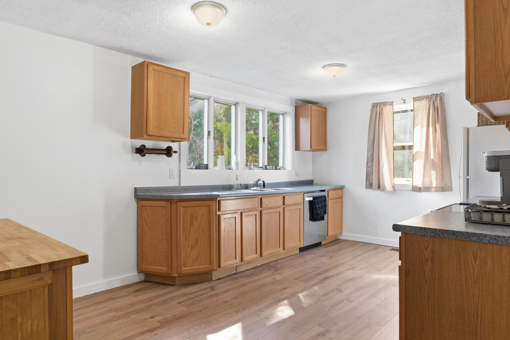 286 Ossipee Trail Limington, ME 04049 - Photo 4 of 25 3G0A6896