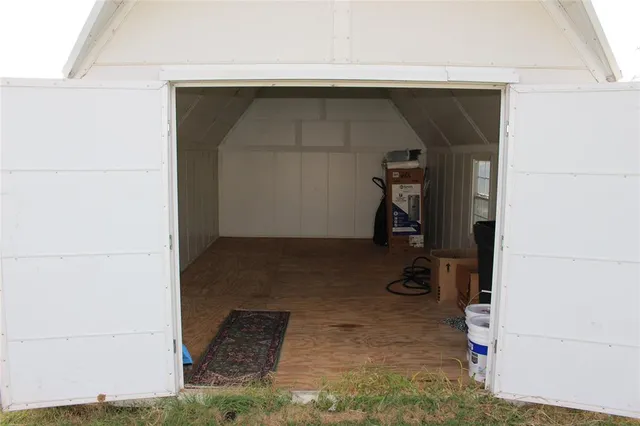 $65,000 | 601 South Crockett Street, Henrietta, TX 76365