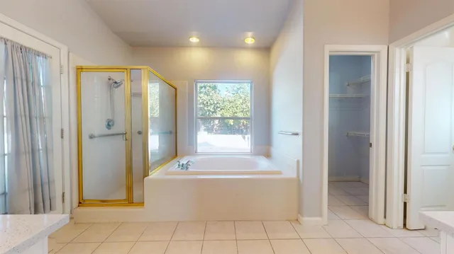 $518,000 | 2944 East Christopher Drive, Fresno, CA 93720