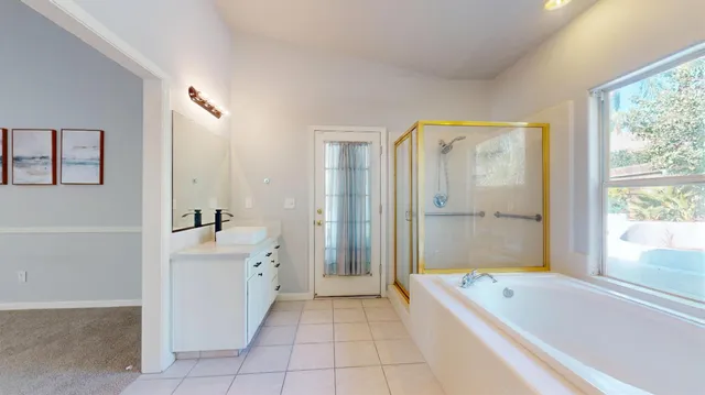 $518,000 | 2944 East Christopher Drive, Fresno, CA 93720