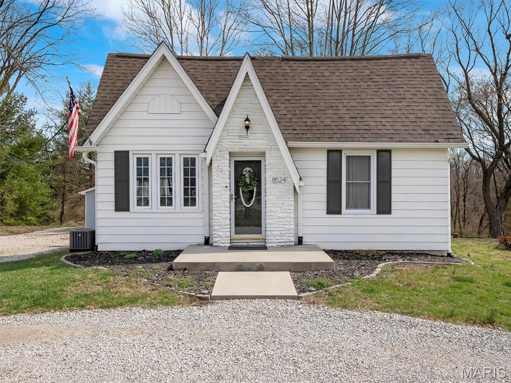 8524 Triple Lakes Road Dupo, IL 62239 - Photo 1 of 30