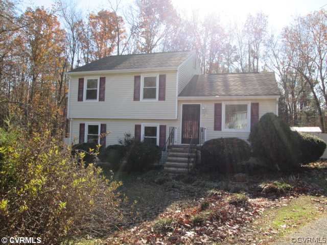 3807 London Road Hopewell, VA 23860 - Photo 3 of 11 Gallery Image 3