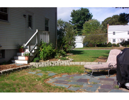 2 Sherwood Road Natick, MA 01760 - Photo 3 of 8 Gallery Image 3