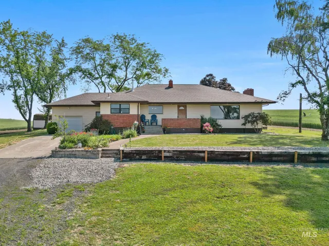 $749,000 | 33785 S Road, Kendrick, ID 83537