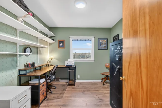 $749,000 | 33785 S Road, Kendrick, ID 83537