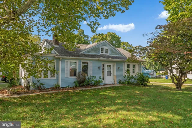 $2,100 | 2041 West Main Street, Millville, NJ 08332