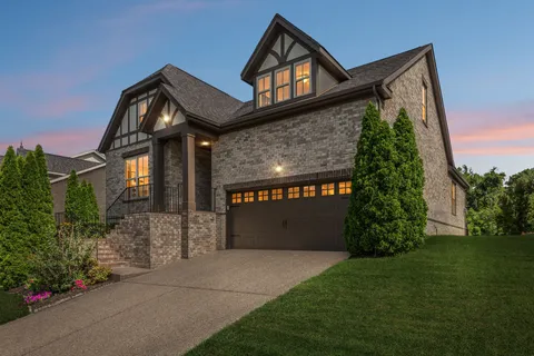 $815,000 | 3101 Millerton Way, Thompson's Station, TN 37179