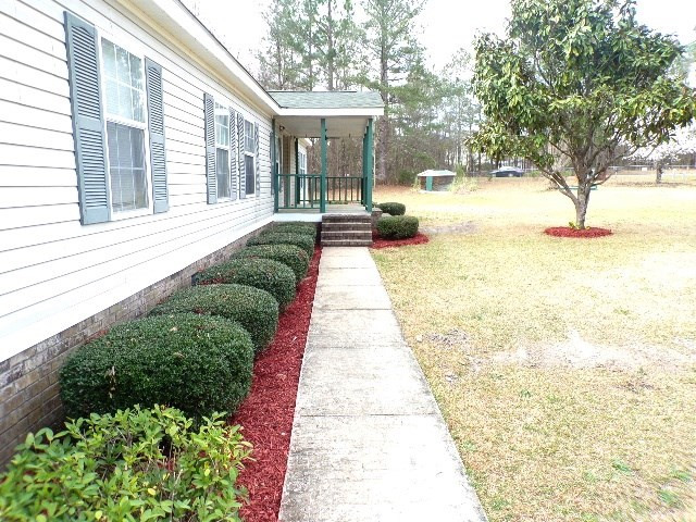 3257 Dearing Acres Road Dearing, GA 30808 - Photo 17 of 29 Walkway