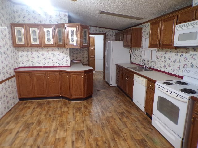3257 Dearing Acres Road Dearing, GA 30808 - Photo 4 of 29 Eat-in Kitchen