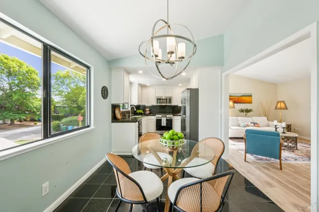 $799,000 | 18770 Park Tree Lane, Sonoma, CA 95476