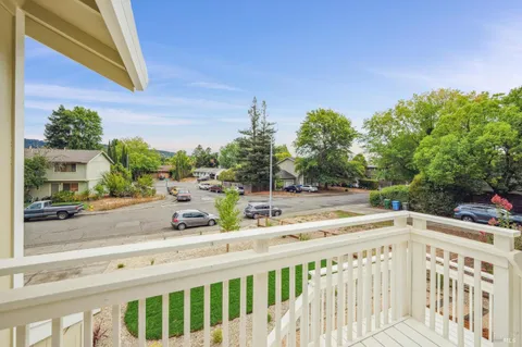 $799,000 | 18770 Park Tree Lane, Sonoma, CA 95476